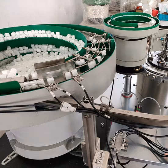 工場アウトレットの香水スプレーポンプ噴霧器用自動組立機